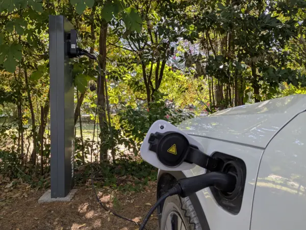 Electric charging station